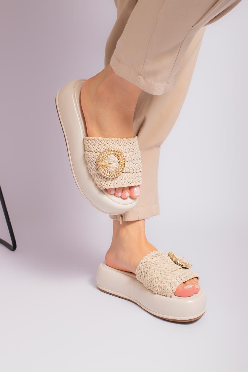 Sandália Plataforma Feminina