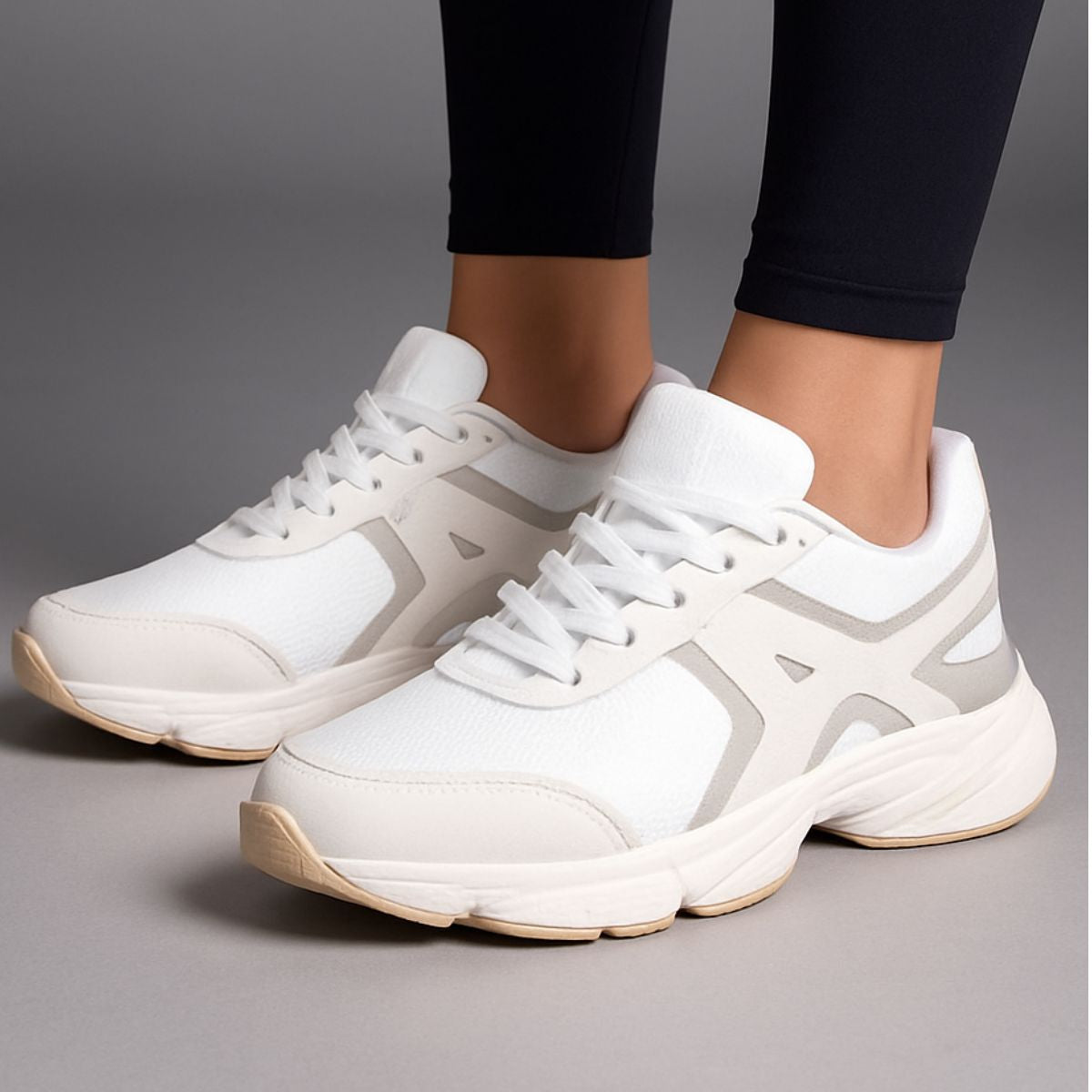 Tênis Esportivo TN15 Off White