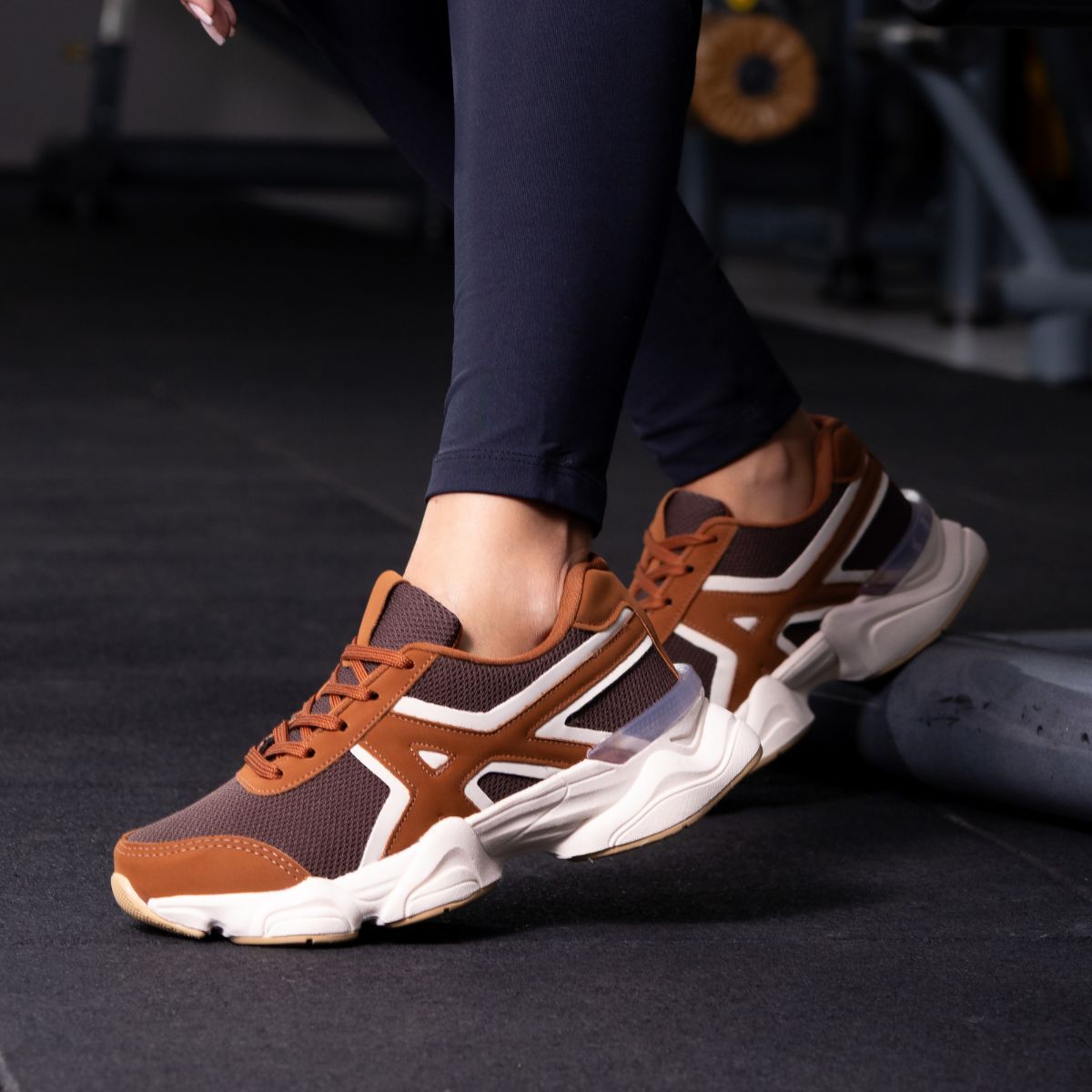 Tênis Esportivo TN15 Caramelo Branco