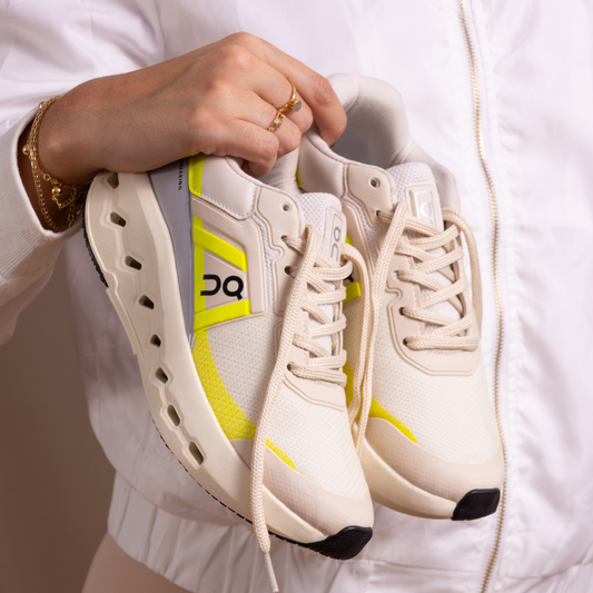 Tênis Esportivo Cloudrunner TN13 Off White Limão