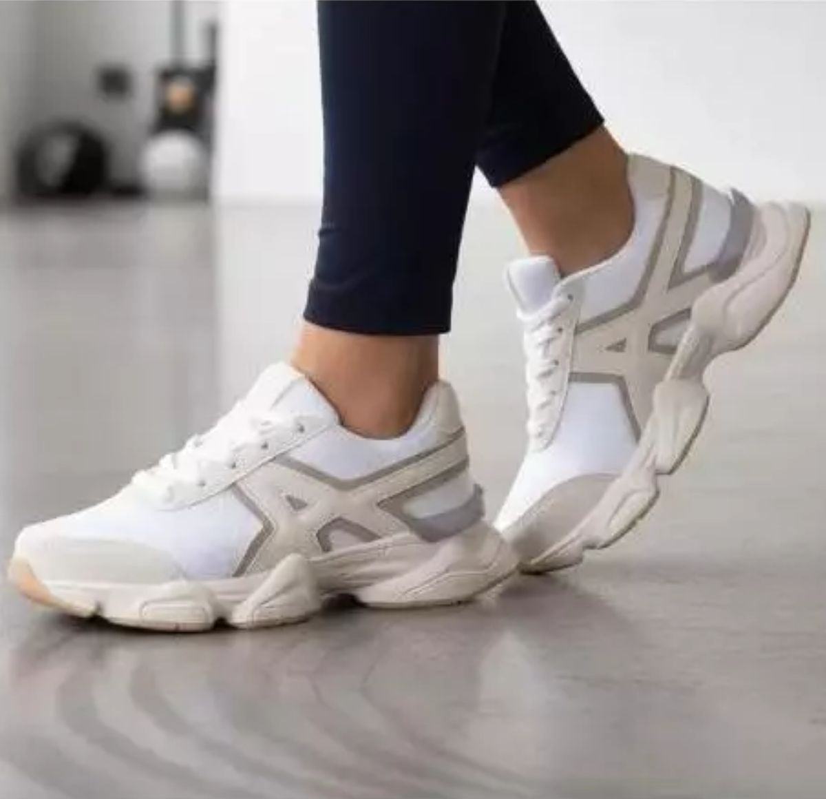 Tênis Esportivo TN15 Off White