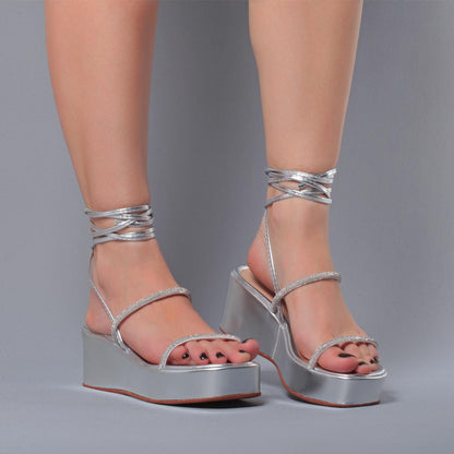 Sandália Plataforma Strass